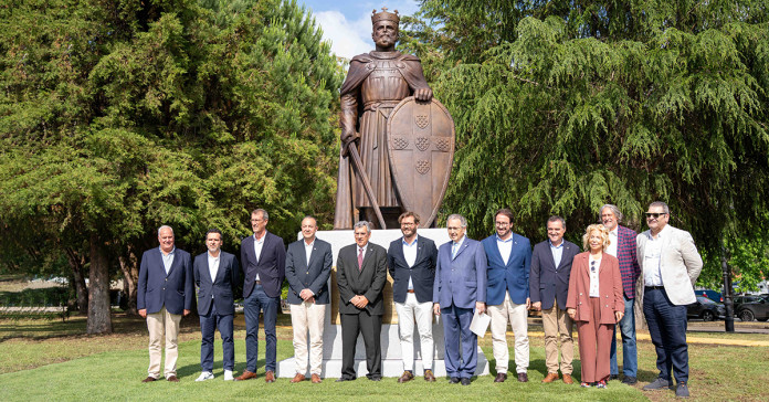 Estátua de D. Afonso Henriques Inaugurada em Ponte de Lima